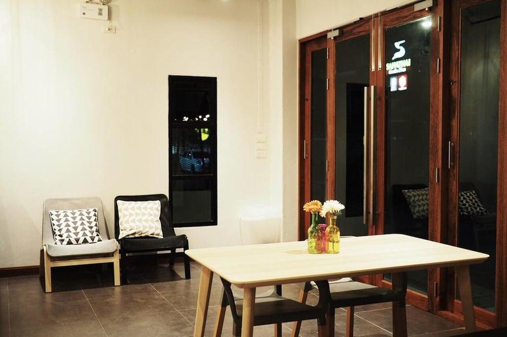 Ferienwohnung A3 Living Surat Thani Exterior foto